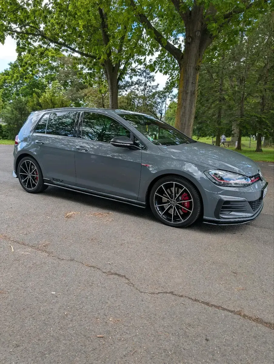 Second-hand VW Golf VII GTI 290 CP (213 kW) 2020 Gri Hatchback