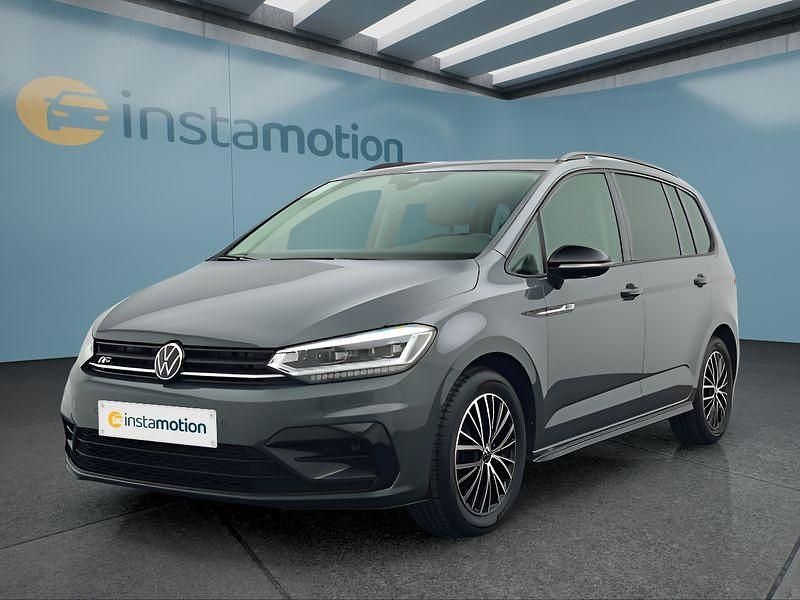 Schwarz Gebraucht 2024 VW Touran Van / Kleinbus | 39.849 € (Teuer) - Bild 1/4