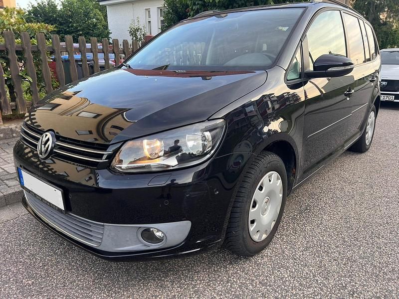 Schwarz Gebraucht 2011 VW Touran Comfortline Van / Kleinbus | 6.099 € (Superpreis) - Bild 1/4