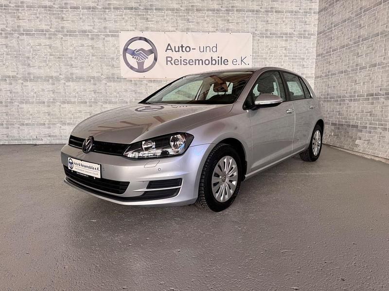 Gebraucht VW Golf VII Trendline 86 PS (63 kW) 2016 Silber Limousine