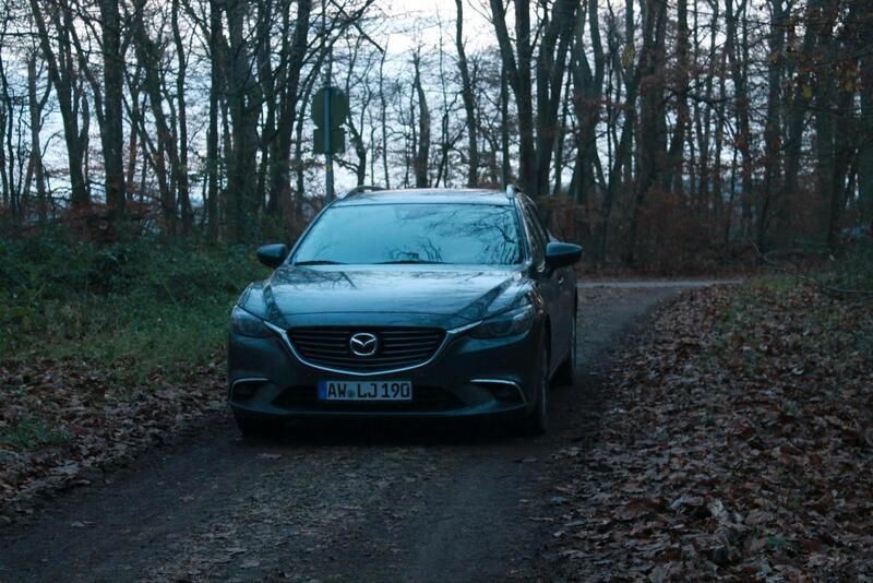 Grau Gebraucht 2016 Mazda 6 Kombi | 6.900 € (Guter Preis) - Bild 1/4