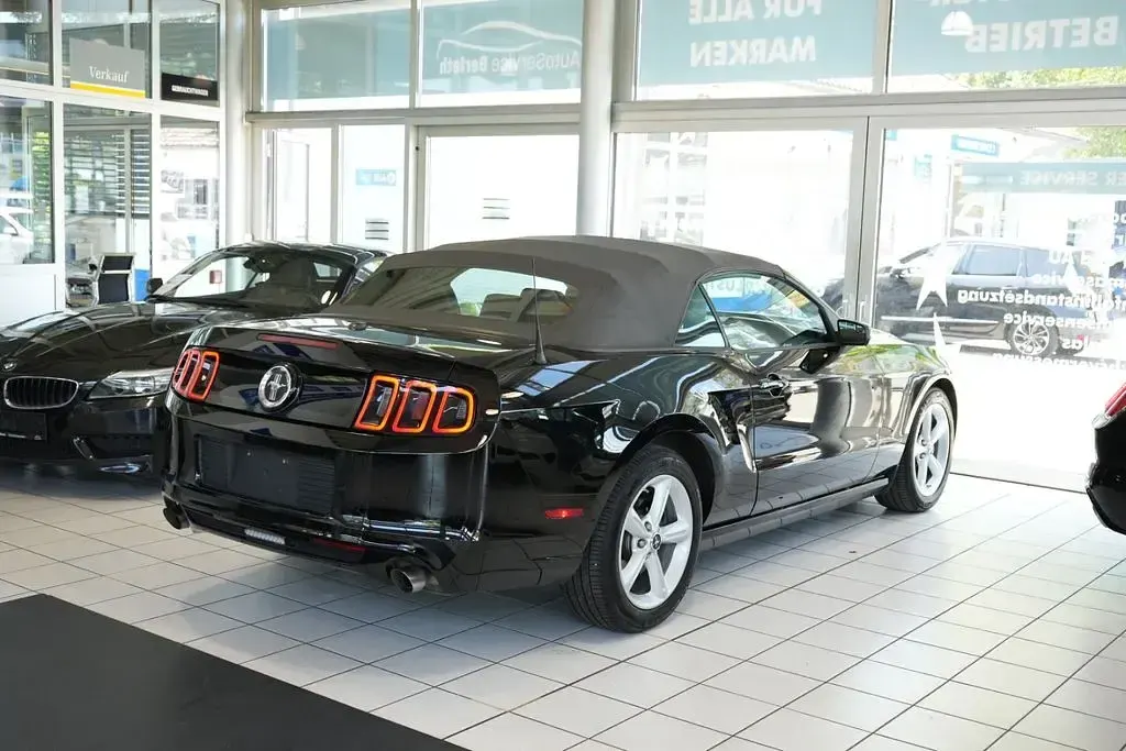 Occasion Ford Mustang 309 ch (227 kW) 2012 Noir Cabriolet