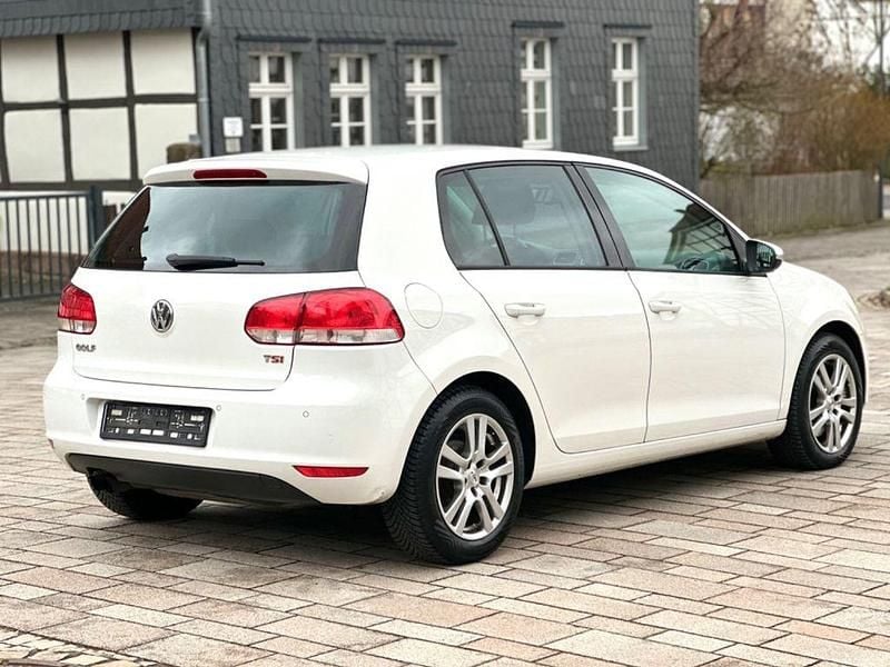 Gebraucht VW Golf VI 160 PS (117 kW) 2010 Weiß Kleinwagen