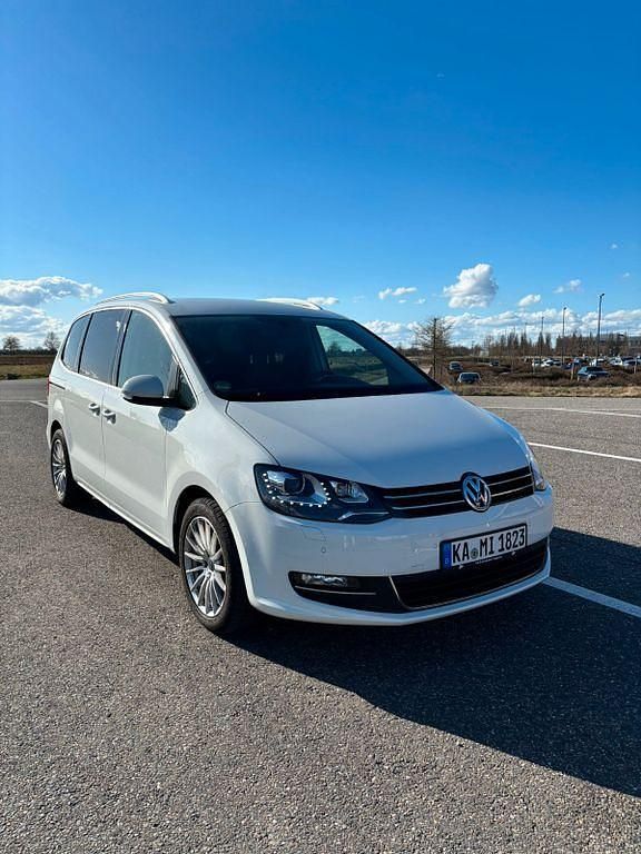 Gebraucht VW Sharan Highline 140 PS (102 kW) 2014 Weiß Van / Kleinbus