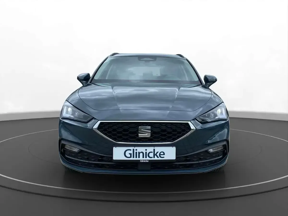 Neu Seat Leon 150 PS (110 kW) 2026 Fjordblau Kombi