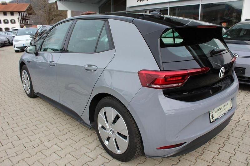 Gebraucht VW ID.3 Pro Performance 150 kW (204 PS) 2023 Mondsteingrau Kleinwagen