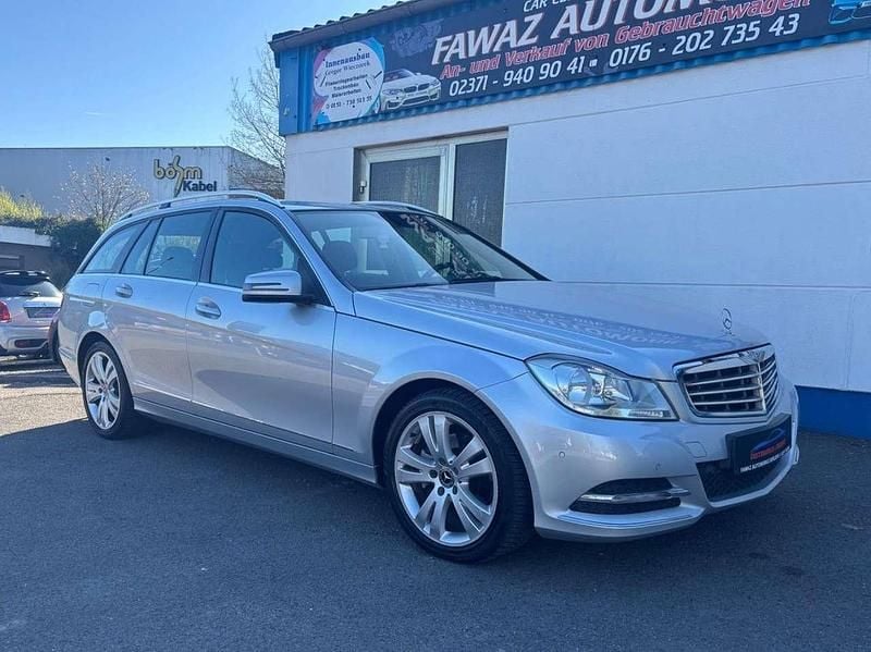 Gebraucht Mercedes C250 204 PS (150 kW) 2014 Silber Kombi