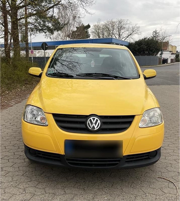 Usata VW Fox 54 CV (39 kW) 2006 Giallo Utilitaria