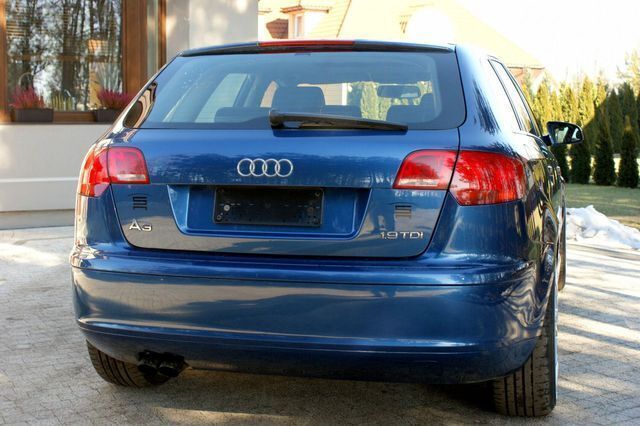 Gebraucht Audi A3 105 PS (77 kW) 2005 Blau metallic Kleinwagen