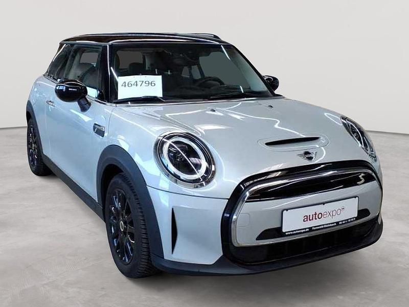 White silver metallic Gebraucht 2021 Mini Cooper SE Classic Kleinwagen | 16.390 € (Guter Preis) - Bild 1/4