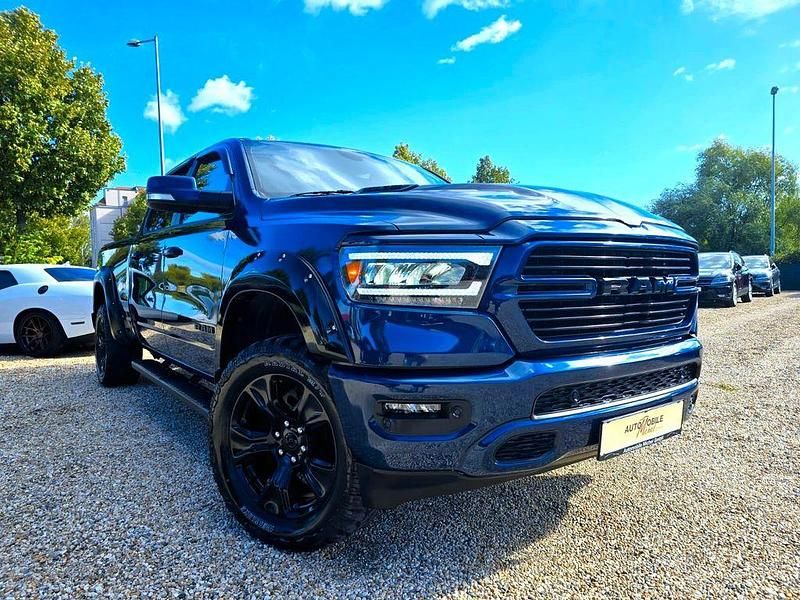 Blau Gebraucht 2021 Dodge Ram Abholung | 51.990 € (Fairer Preis) - Bild 1/4