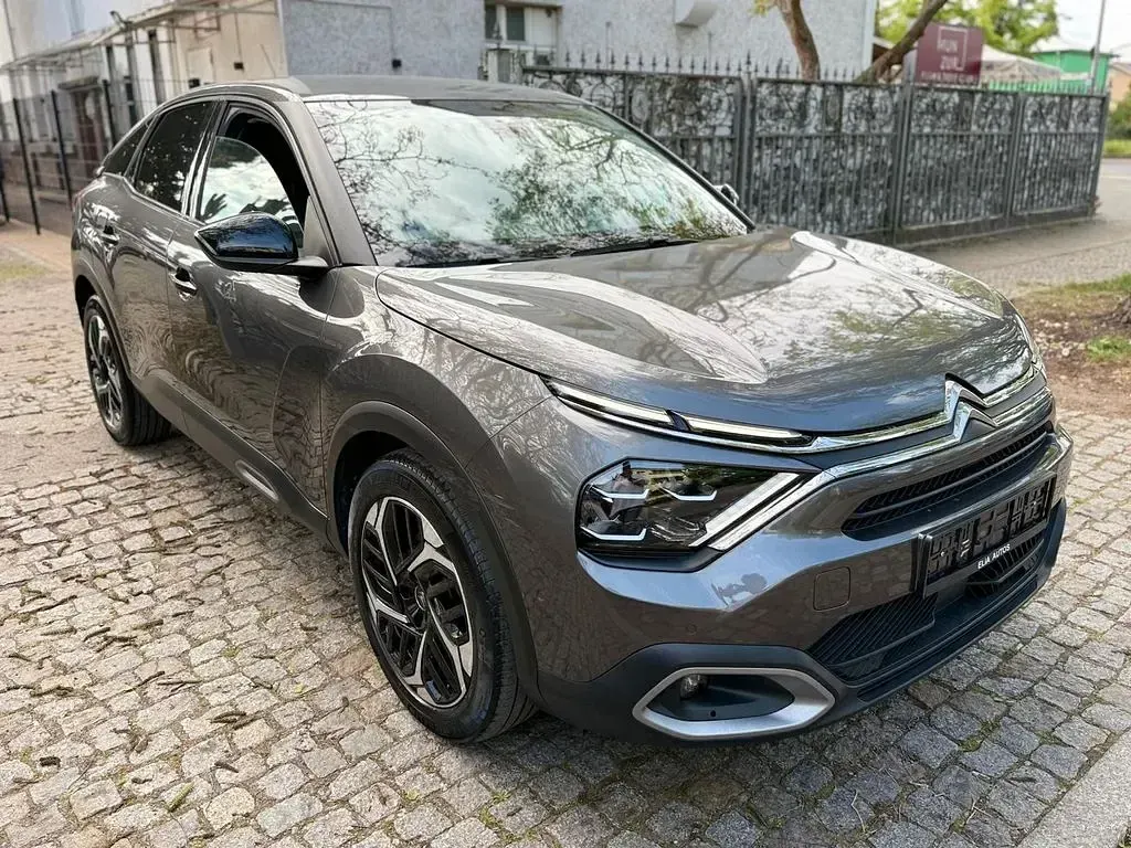 Gebraucht Citroën C4 Shine 131 PS (96 kW) 2022 Grau Limousine