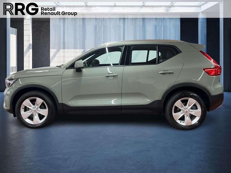 Gebraucht Volvo XC40 Core 130 PS (95 kW) 2024 Sage green SUV