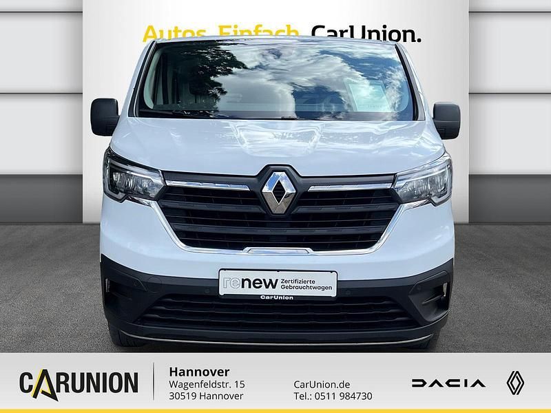 Gebraucht Renault Trafic Komfort 131 PS (96 kW) 2022 Arktis weiß Van / Kleinbus