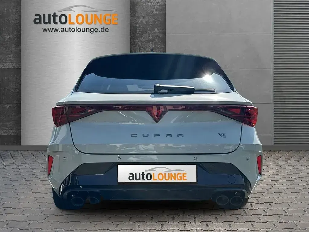 Neu Cupra Leon VZ 333 PS (244 kW) 2026 Grau Limousine