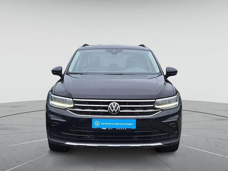 Gebraucht VW Tiguan Sportline 200 PS (147 kW) 2022 Deep black perleffekt SUV