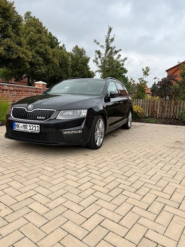 Gebraucht Skoda Octavia RS 184 PS (135 kW) 2016 Schwarz Kleinwagen