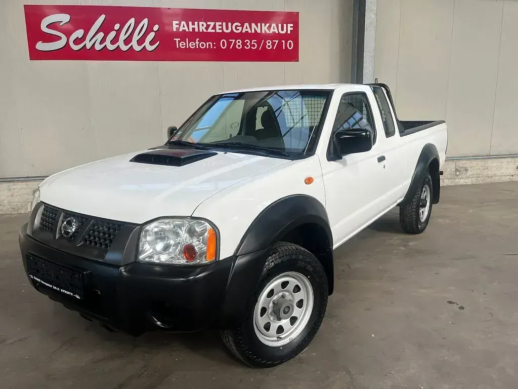 Gebraucht Nissan Navara 133 PS (97 kW) 2011 Weiß Pickup