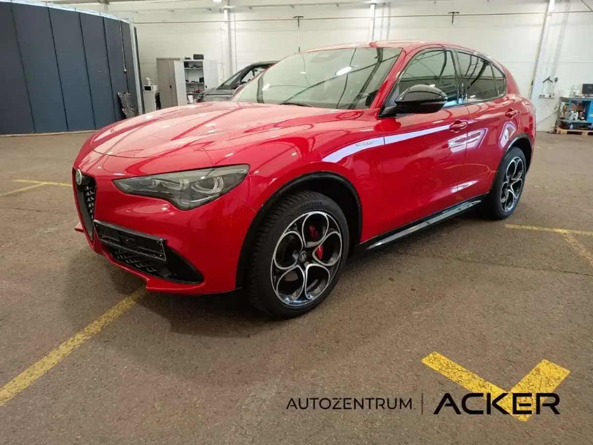 Gebraucht Alfa Romeo Stelvio Veloce 210 PS (154 kW) 2024 Rot SUV