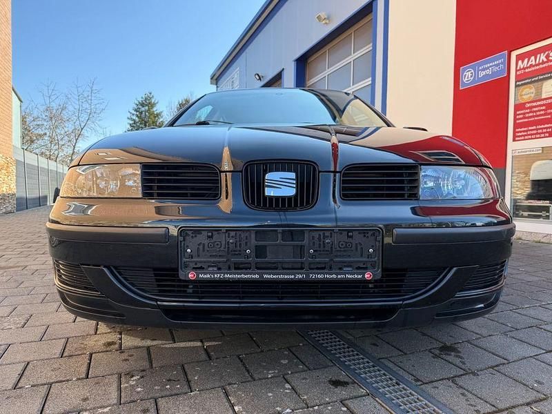 Gebraucht Seat Leon Stella 101 PS (74 kW) 2000 Schwarz Kleinwagen