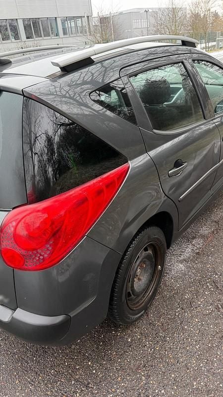 Gebraucht Peugeot 207 120 PS (88 kW) 2010 Grau Kombi