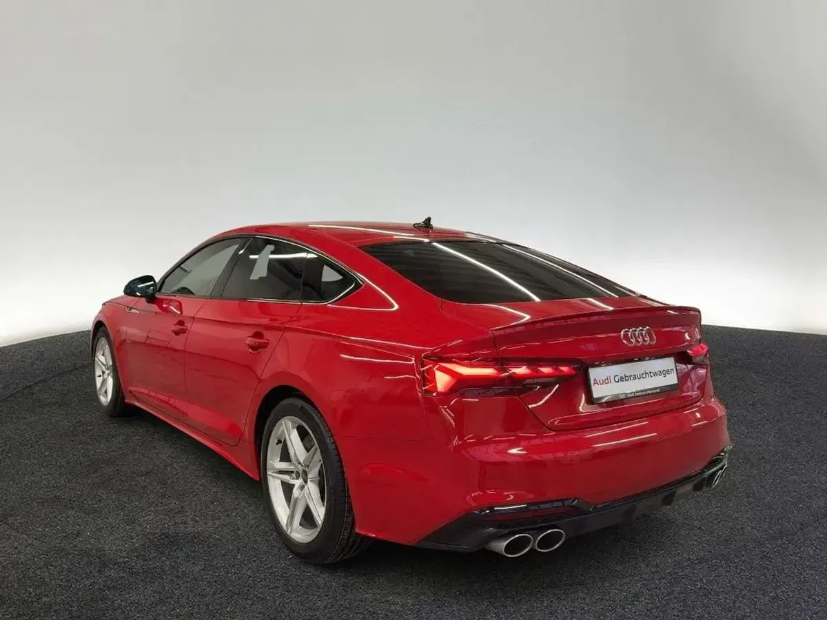 Gebraucht Audi S5 341 PS (250 kW) 2023 Y1 tangorot metallic Coupé