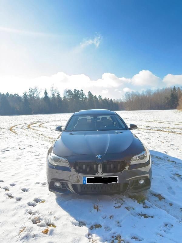 Gebraucht BMW 535 Comfort Edition 313 PS (230 kW) 2013 Braun Limousine