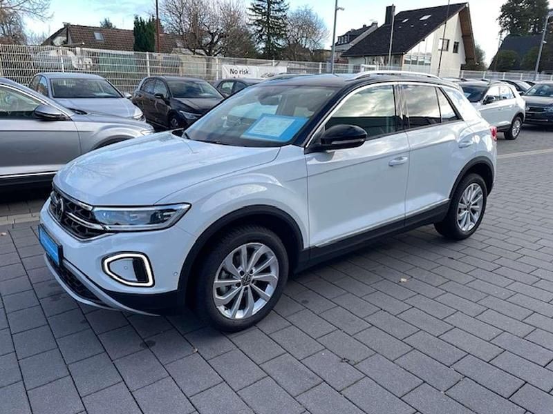 Gebraucht VW T-Roc Style 150 PS (110 kW) 2023 Weiss SUV