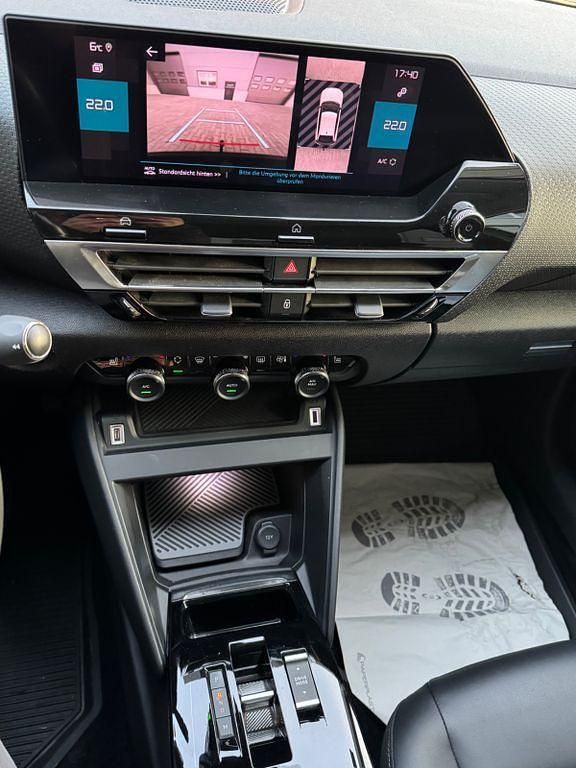 Gebraucht Citroën C4 Shine 131 PS (96 kW) 2022 Schwarz SUV