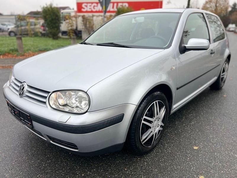 Silber Gebraucht 2001 VW Golf Limousine | 2.299 € (Fairer Preis) - Bild 1/4