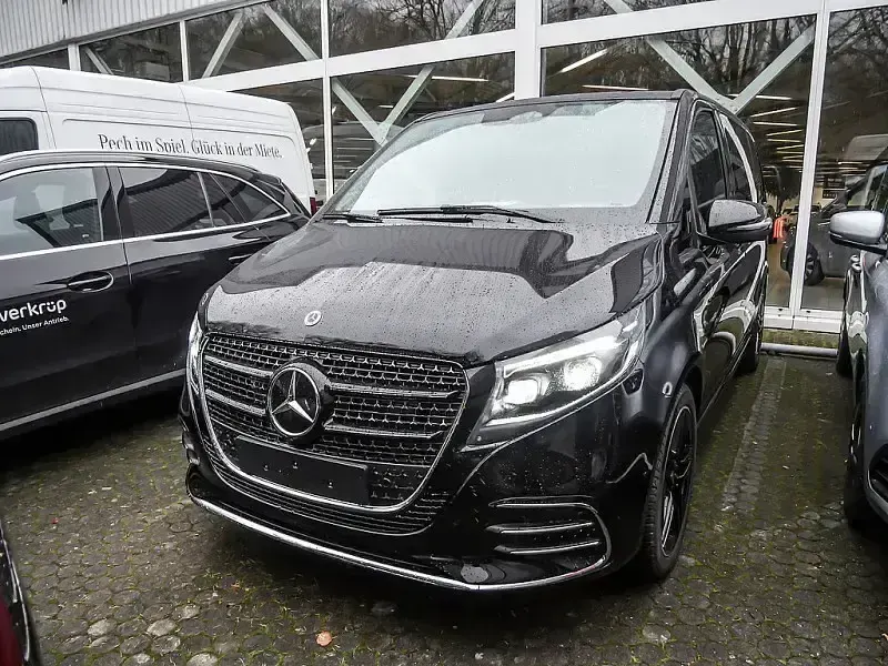 Gebraucht Mercedes V220 Style 163 PS (119 kW) 2025 Obsidianschwarz metallic Van / Kleinbus