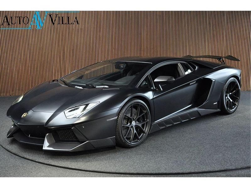 Schwarz Gebraucht 2014 Lamborghini Aventador | 304.500 € (Etwas zu teuer) - Bild 1/4