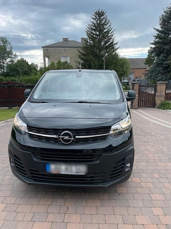 Schwarz Gebraucht 2019 Opel Vivaro Van | 13.750 € (Superpreis) - Bild 1/4