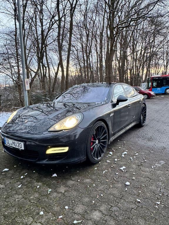Gebraucht Porsche Panamera Turbo 500 PS (367 kW) 2010 Schwarz Limousine