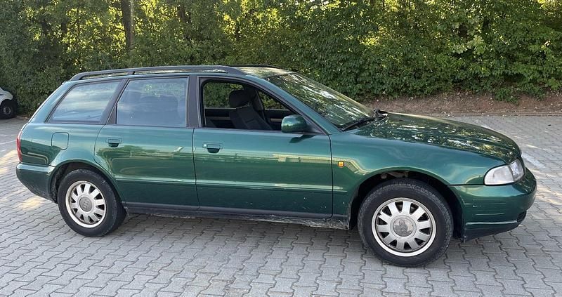 Gebraucht Audi A4 125 PS (91 kW) 1998 Kombi