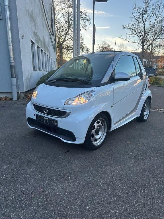 Weiß Gebraucht 2012 Smart ForTwo Cabrio Passion Cabrio | 6.300 € (Guter Preis) - Bild 1/4