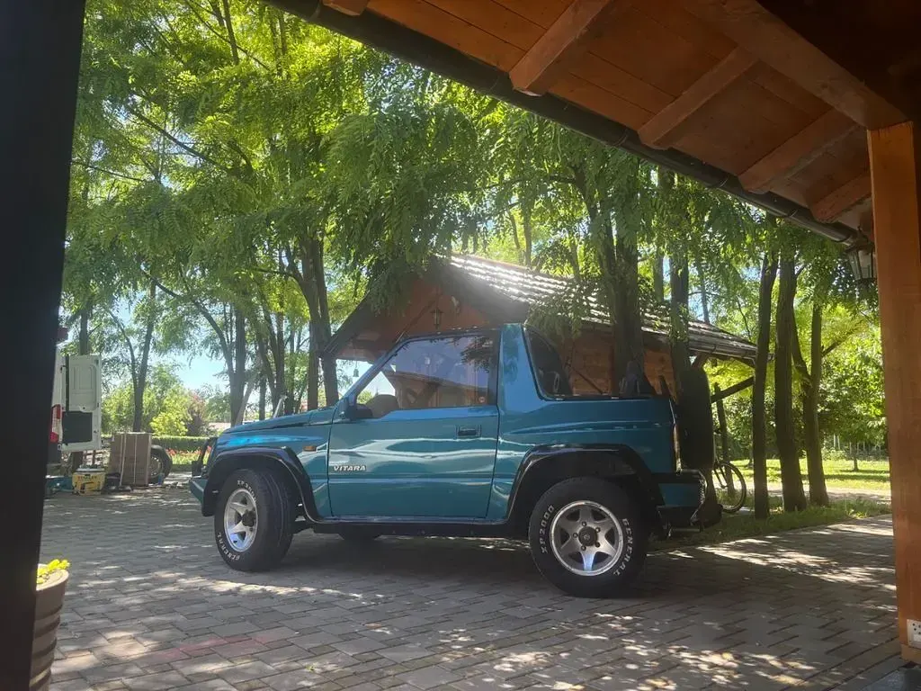 Gebraucht Suzuki Vitara 97 PS (71 kW) 1990 Schwarz Cabrio