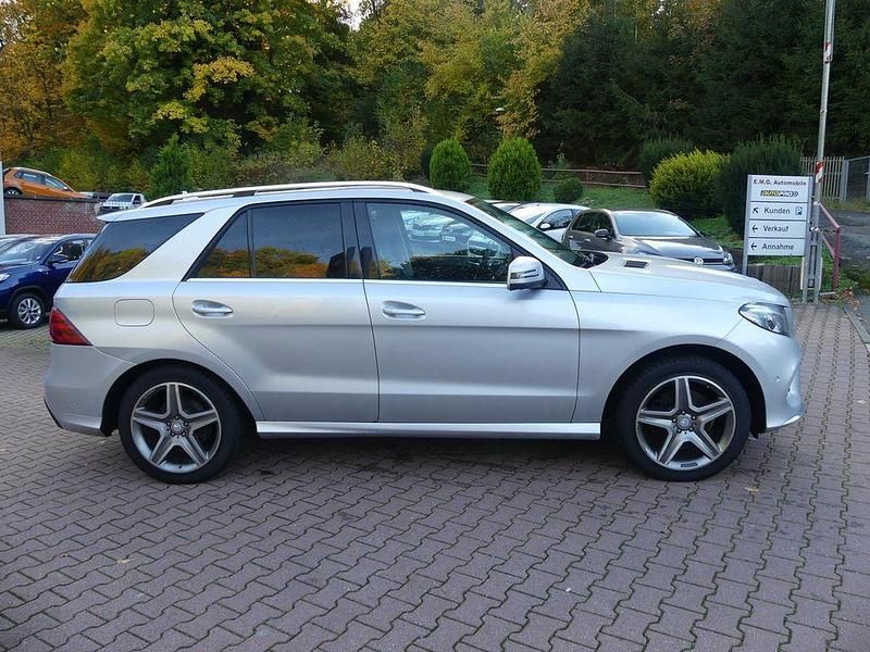 Gebraucht Mercedes GLE250 AMG 204 PS (150 kW) 2015 Silber SUV