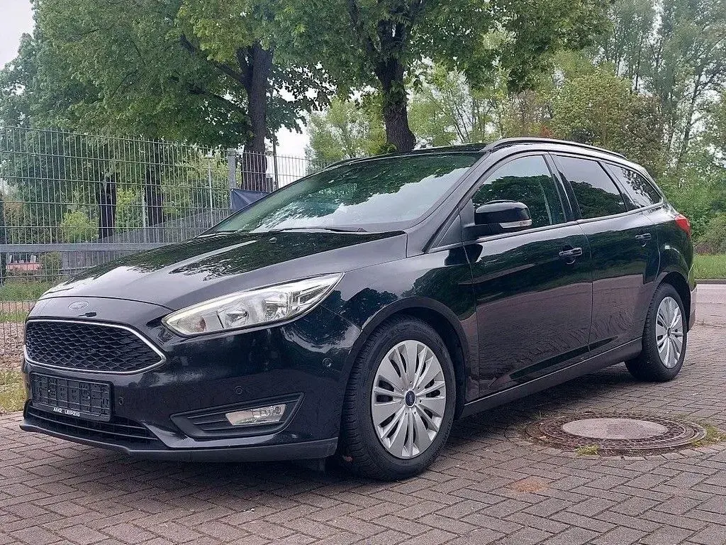 Gebraucht Ford Focus Business Edition 120 PS (88 kW) 2017 Schwarz Limousine