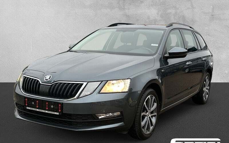 Grau Gebraucht 2020 Skoda Octavia Soleil Kombi | 21.990 € (Fairer Preis) - Bild 1/4
