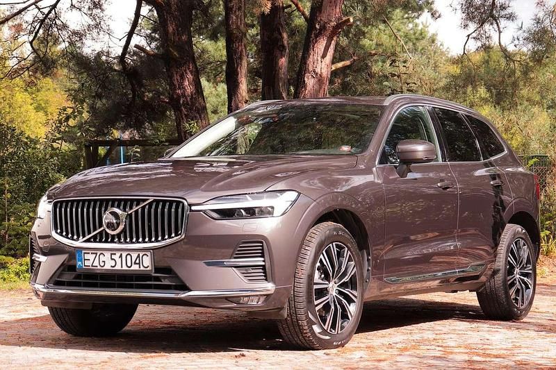 Grau Gebraucht 2022 Volvo XC60 Inscription SUV | 36.500 € (Fairer Preis) - Bild 1/4