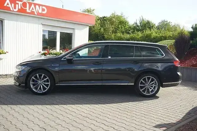 Gebraucht VW Passat GTE 218 PS (160 kW) 2021 Grau Kombi
