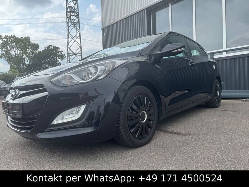 Schwarz Gebraucht 2014 Hyundai i30 Edition Limousine | 5.900 € (Fairer Preis) - Bild 1/4