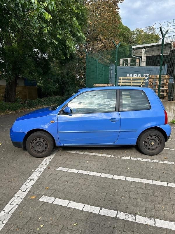 Blau Gebraucht 2003 VW Lupo Kleinwagen | 1.600 € (Guter Preis) - Bild 1/4