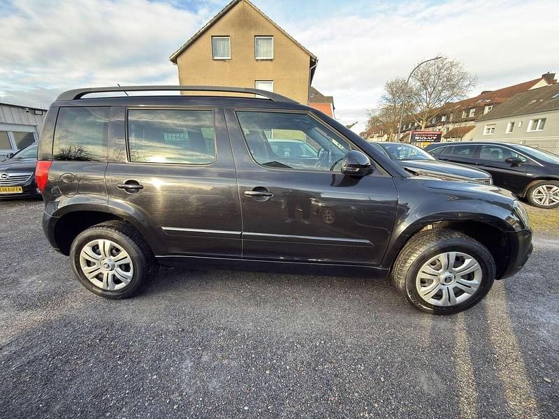 Gebraucht Skoda Yeti Active 110 PS (80 kW) 2016 Schwarz SUV