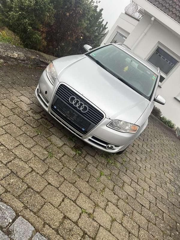 Grau Gebraucht 2006 Audi A4 Kombi | 1.499 € (Guter Preis) - Bild 1/4