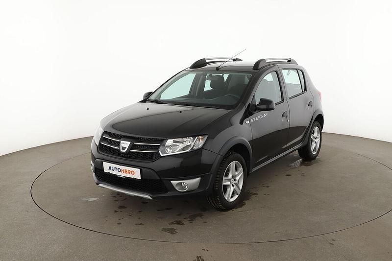 Schwarz Gebraucht 2016 Dacia Sandero Prestige Limousine | 8.790 € (Fairer Preis) - Bild 1/3