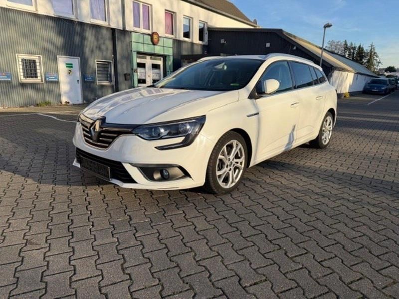 Gebraucht Renault Mégane GrandTour Bose Edition 163 PS (119 kW) 2018 Weiß Kombi