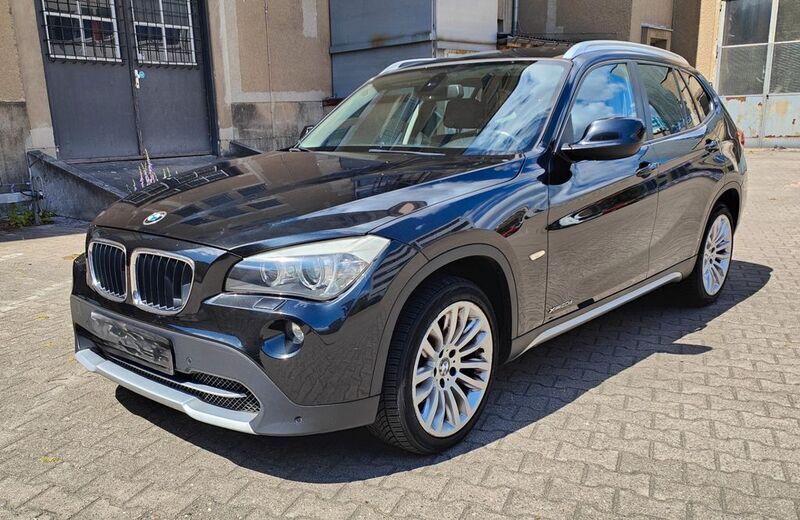 Schwarz Gebraucht 2010 BMW X1 SUV | 9.200 € (Guter Preis) - Bild 1/4