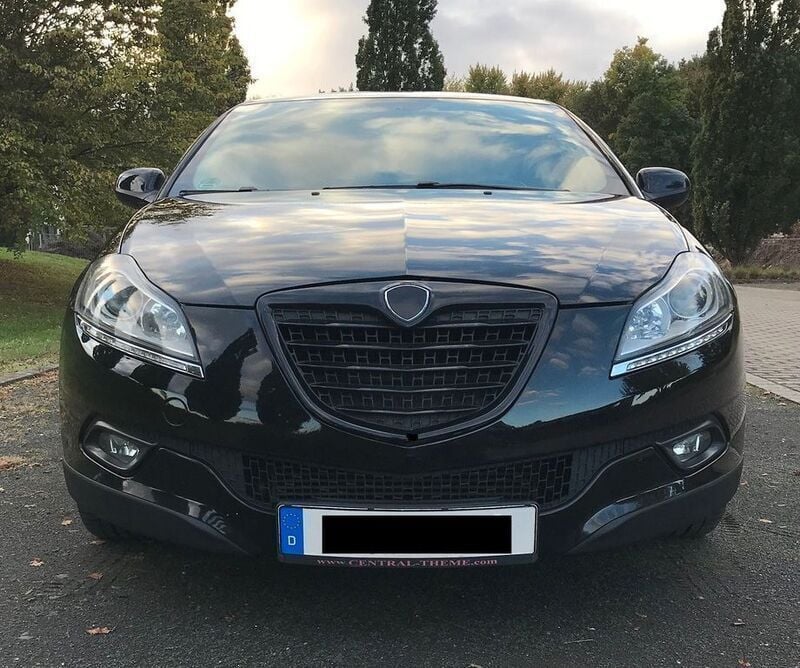 Gebraucht Lancia Delta Silver 120 PS (88 kW) 2011 Schwarz Kleinwagen